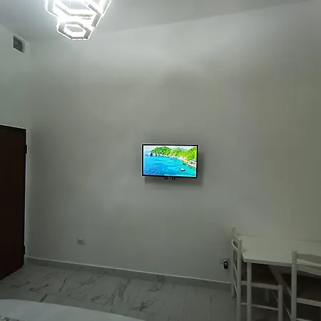 Marilissa 3* בארי